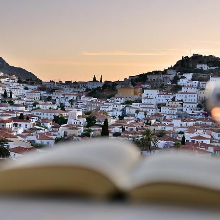 Feel At Home - Family House In Hydra ภายนอก รูปภาพ