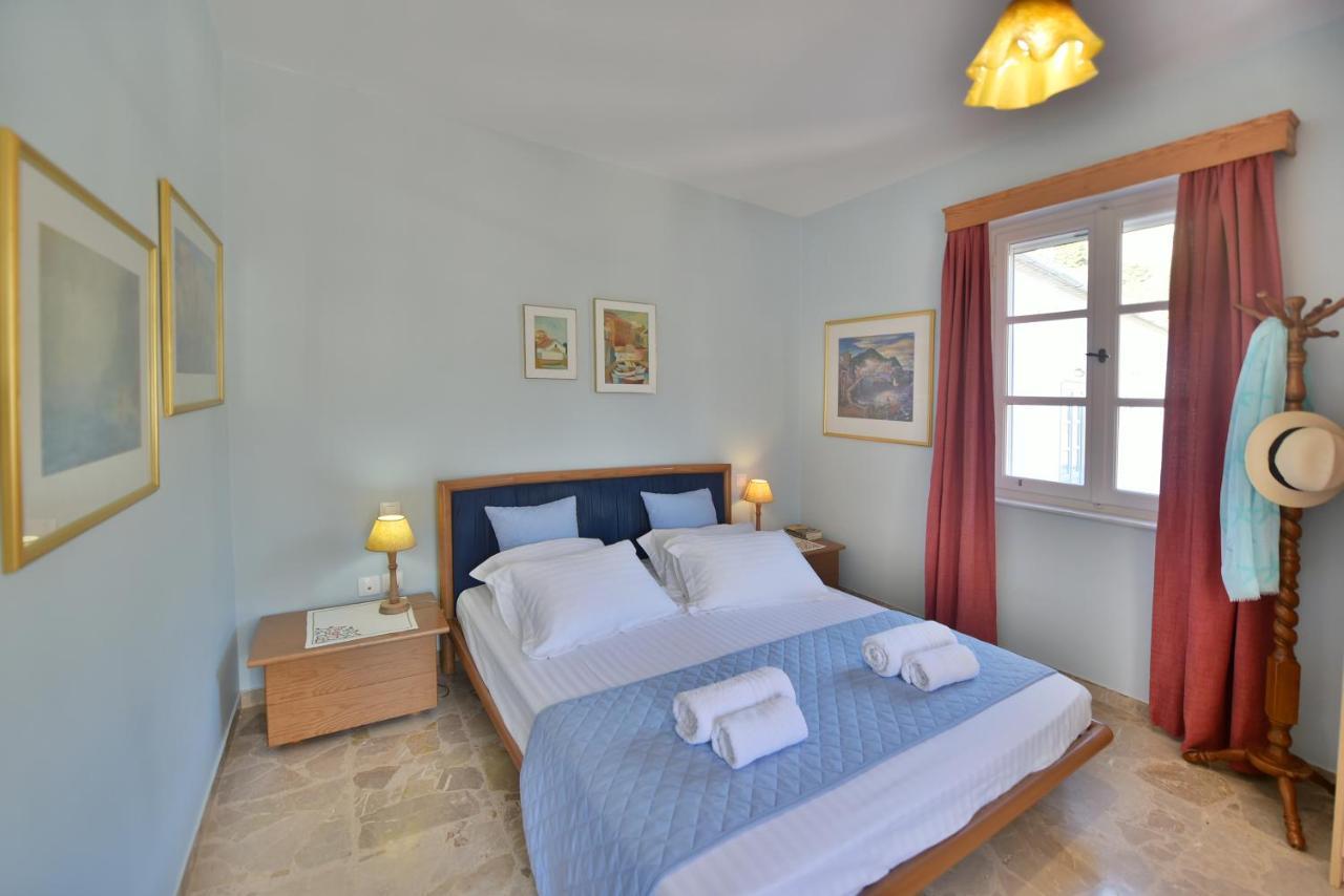 Feel At Home - Family House In Hydra ภายนอก รูปภาพ
