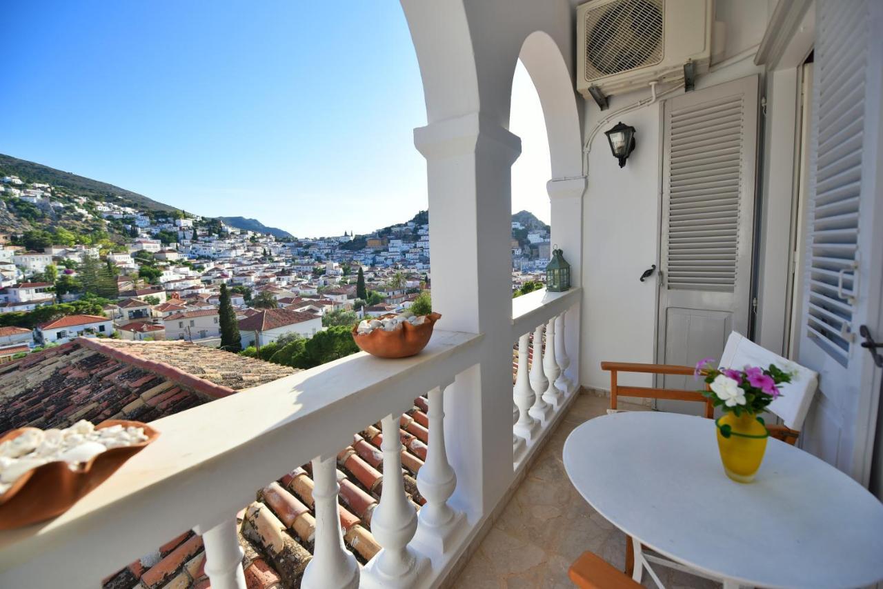 Feel At Home - Family House In Hydra ภายนอก รูปภาพ