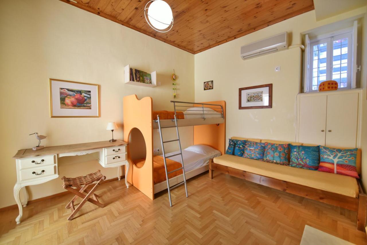 Feel At Home - Family House In Hydra ภายนอก รูปภาพ