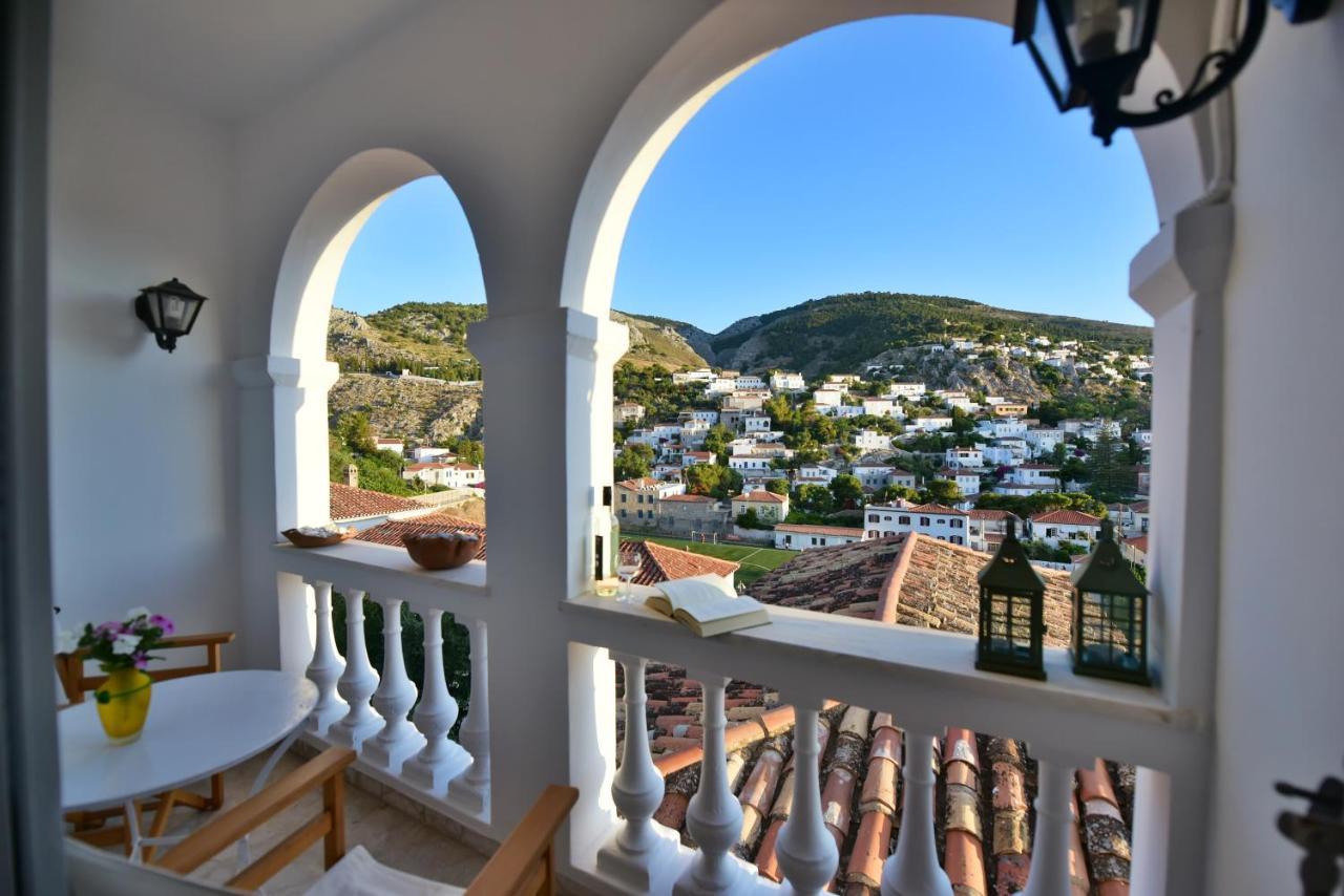 Feel At Home - Family House In Hydra ภายนอก รูปภาพ