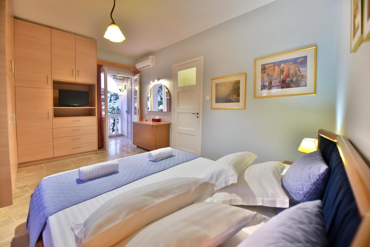 Feel At Home - Family House In Hydra ภายนอก รูปภาพ